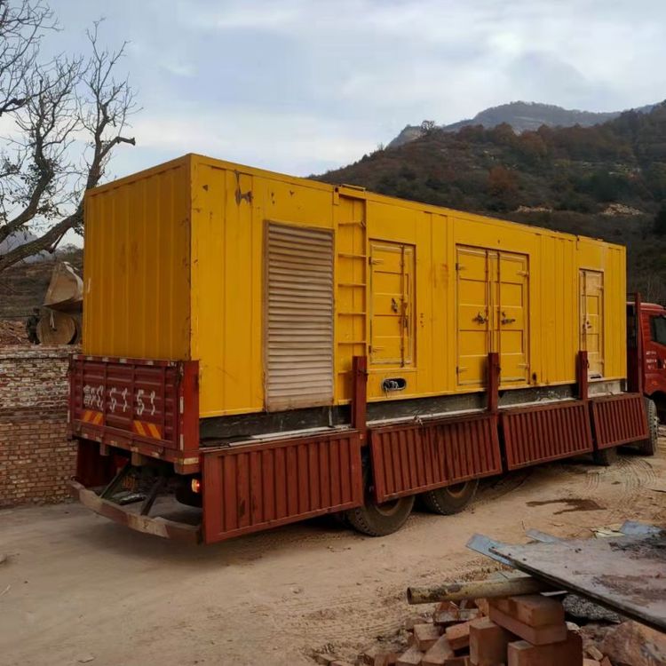 北湖200kW 发电机组在带电阻性负载时，输出功率会受到哪些因素的影响？
